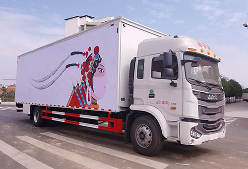 江淮2轴舞台车