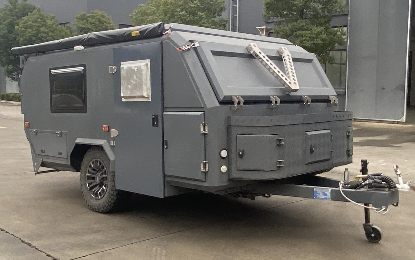 1轴旅居挂车