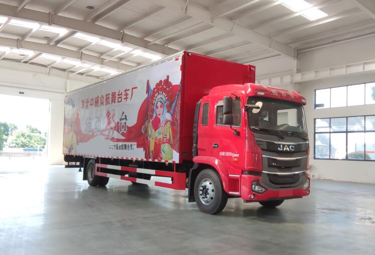 江淮2轴舞台车