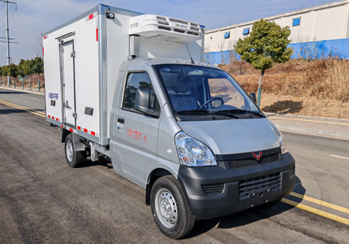 柳汽2轴冷藏车