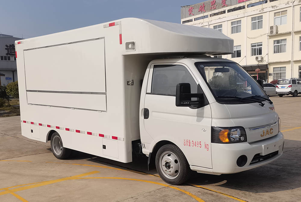 江淮2轴售货车