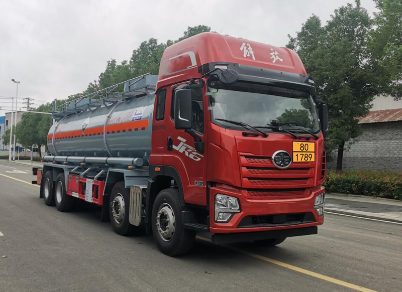 解放19方腐蚀性物品罐式运输车