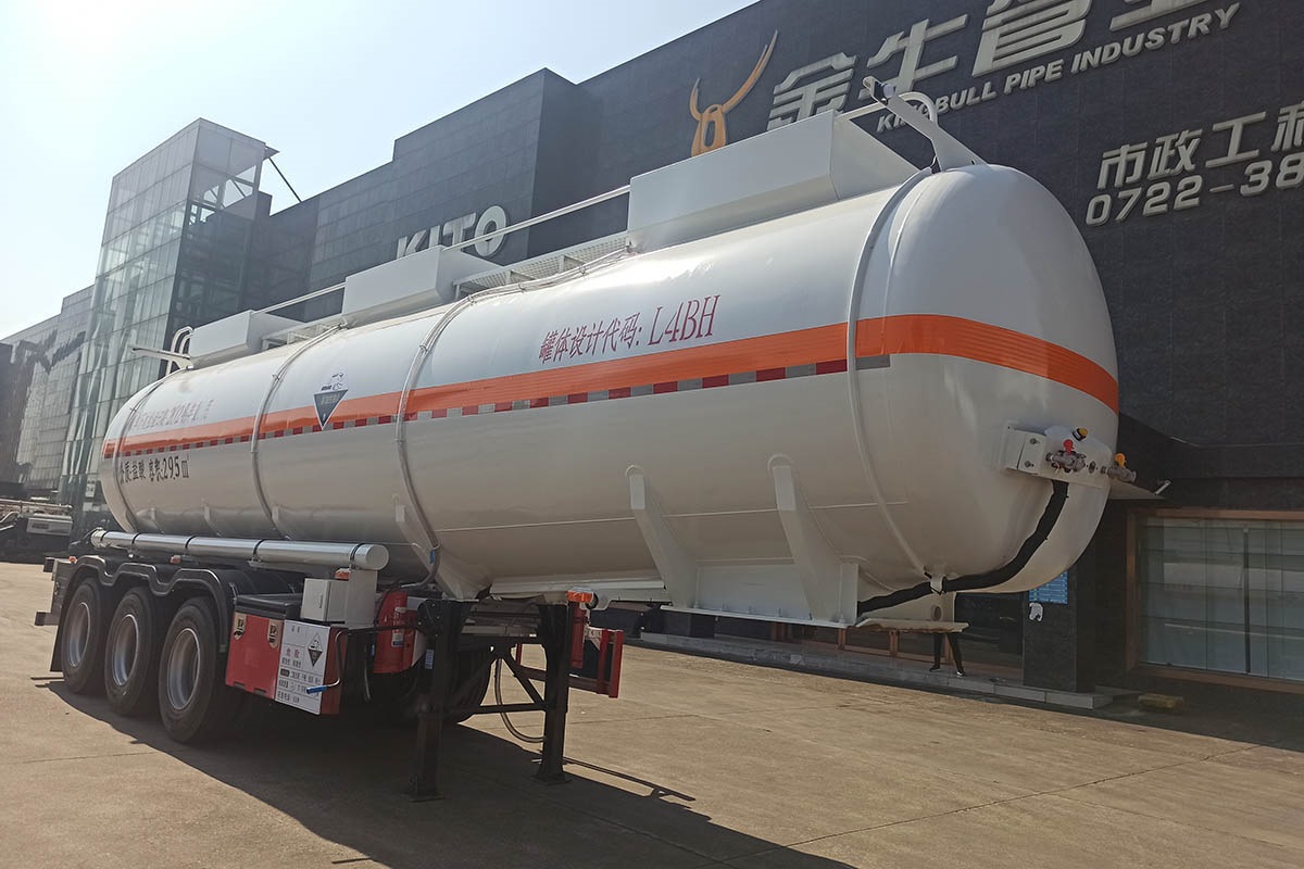 29.5方腐蚀性物品罐式运输半挂车