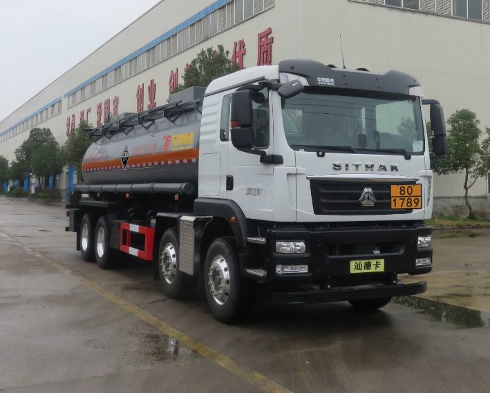 重汽18.3方腐蚀性物品罐式运输车