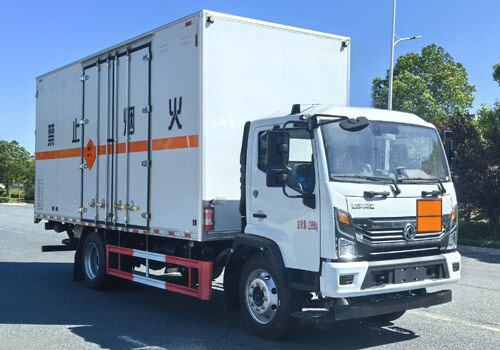东风2轴爆破器材运输车