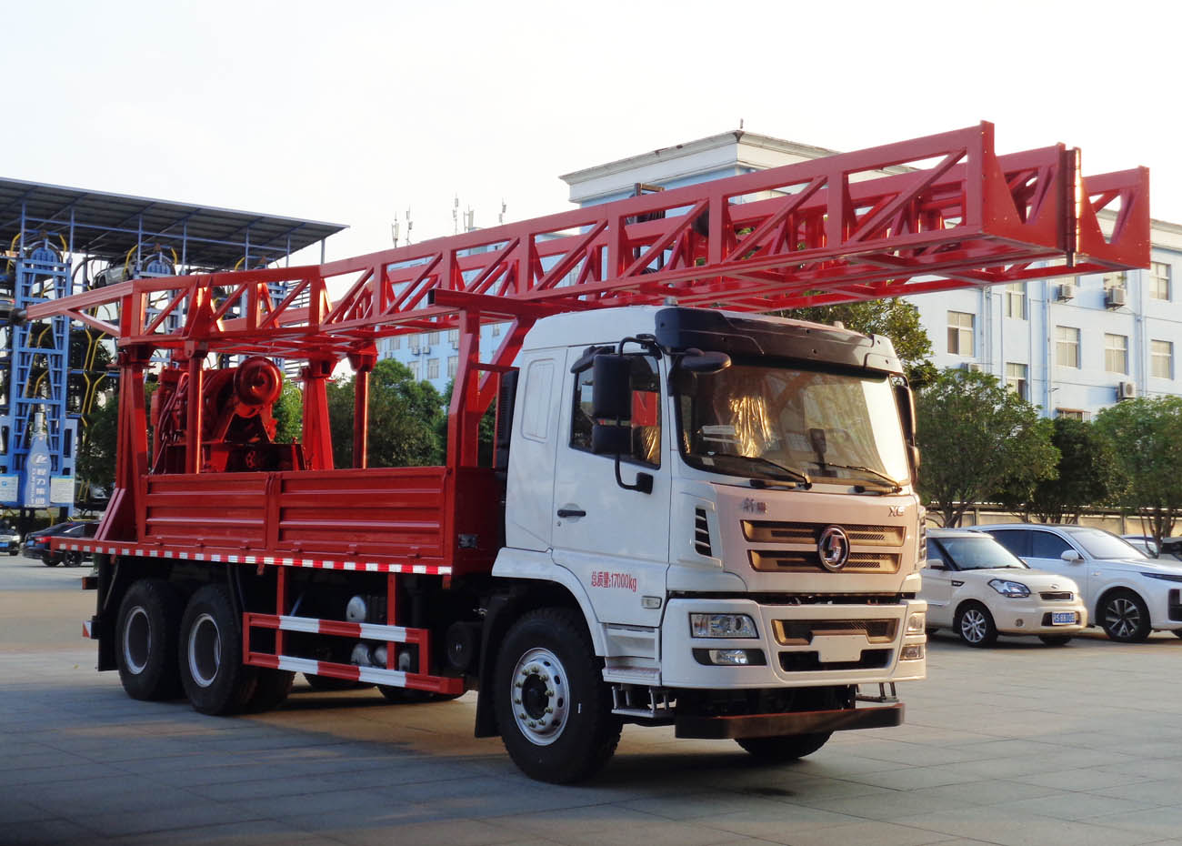 陕汽3轴钻机车