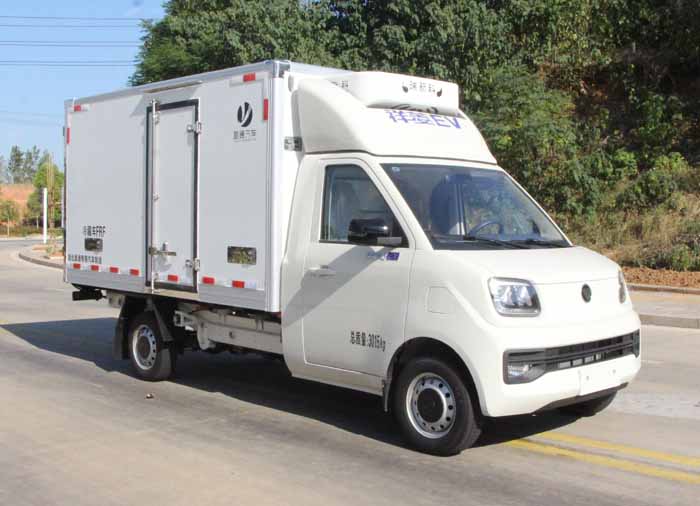 福田2轴纯电动冷藏车