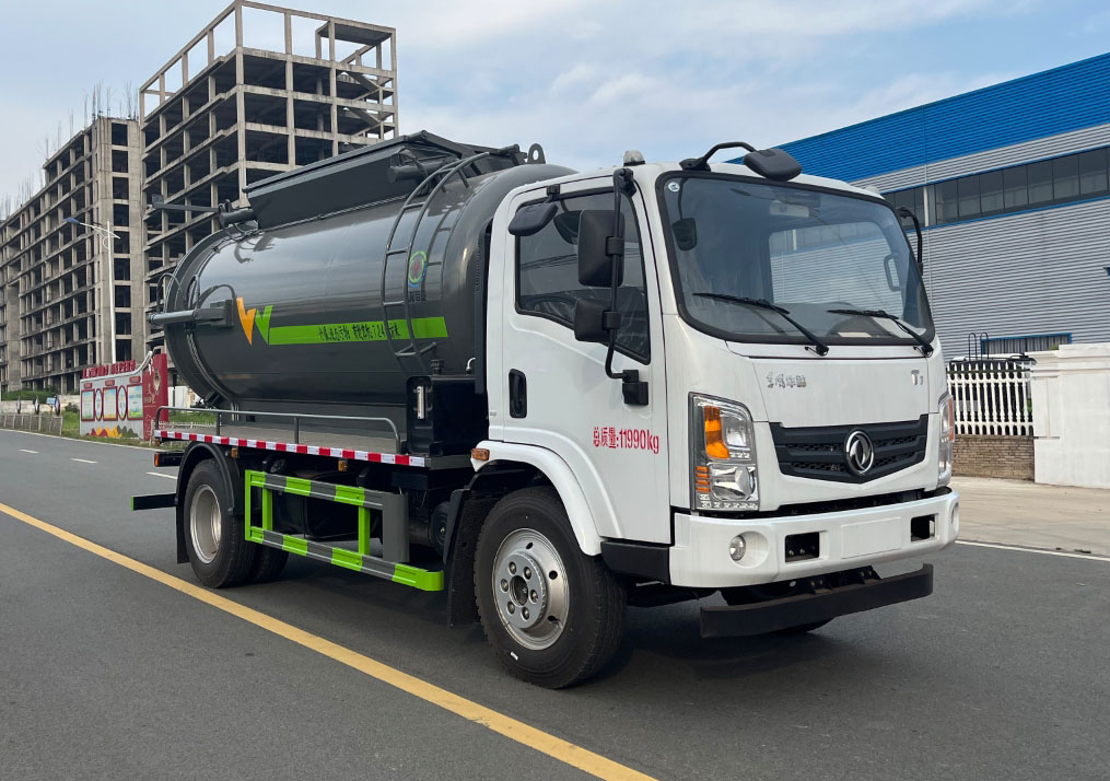 东风7.24方污泥自卸车
