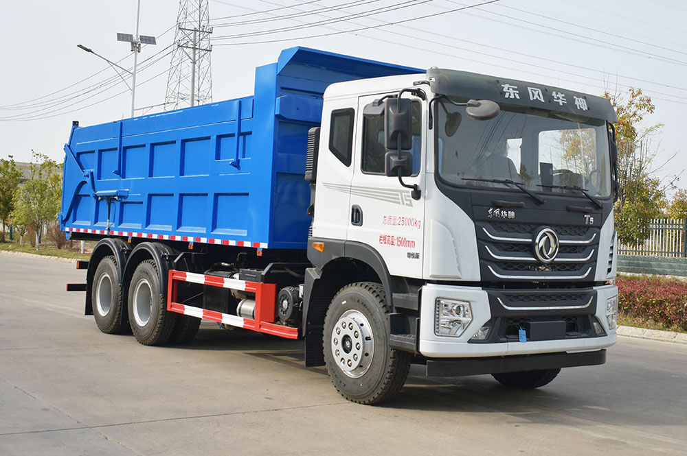 东风3轴污泥自卸车