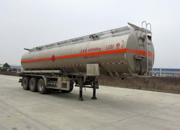 41.8方铝合金运油半挂车