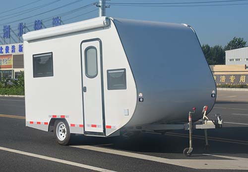 1轴旅居挂车
