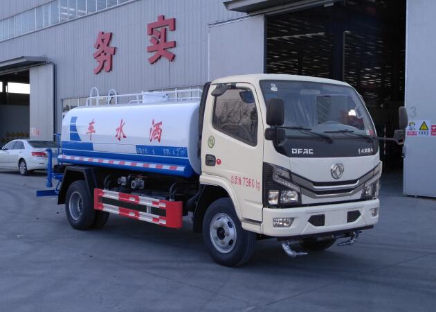 东风4.2方洒水车