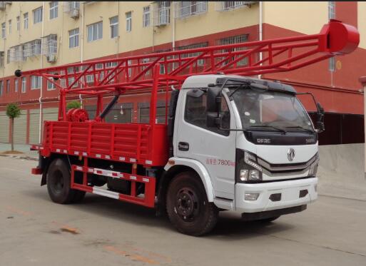 东风2轴钻机车