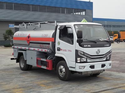 东风4.36方加油车
