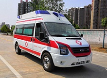 江铃2轴救护车