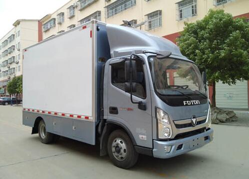 福田2轴舞台车