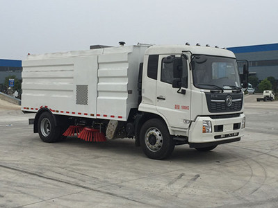 东风2轴扫路车