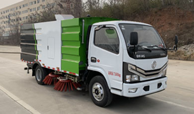 东风2轴扫路车