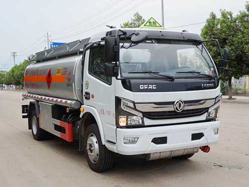 东风8.41方加油车