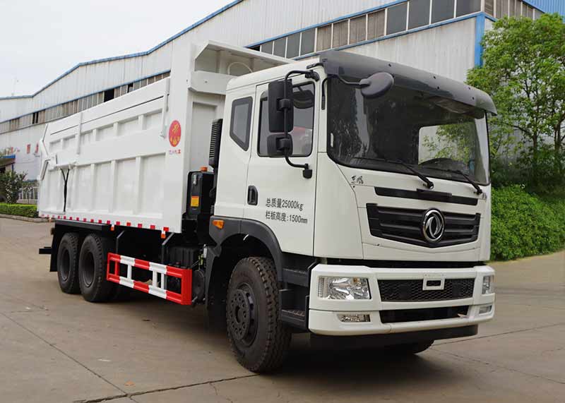 东风3轴污泥自卸车