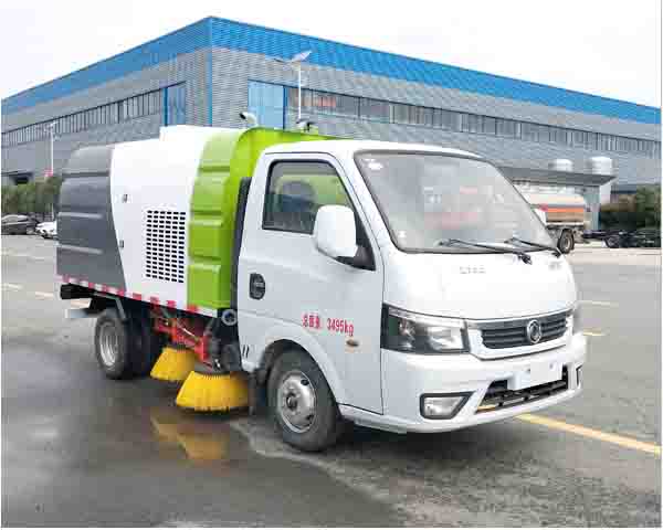 东风2轴扫路车