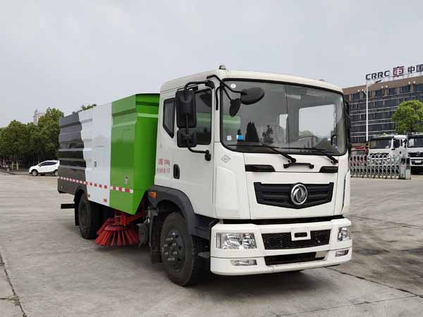 东风2轴扫路车