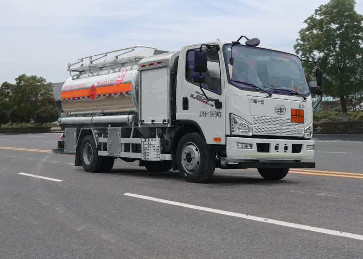 解放8.13方飞机加油车