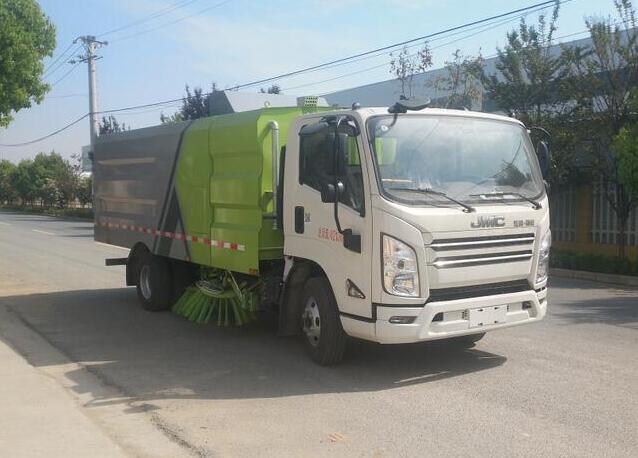 江铃2轴扫路车