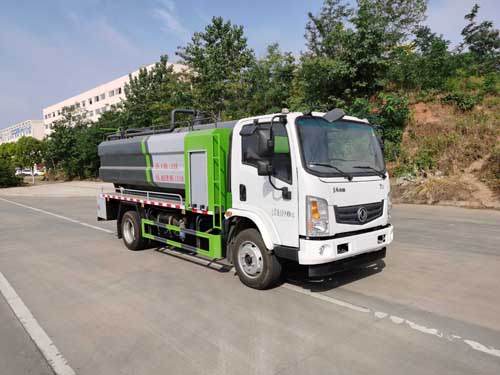 东风5.7方清洗吸污车