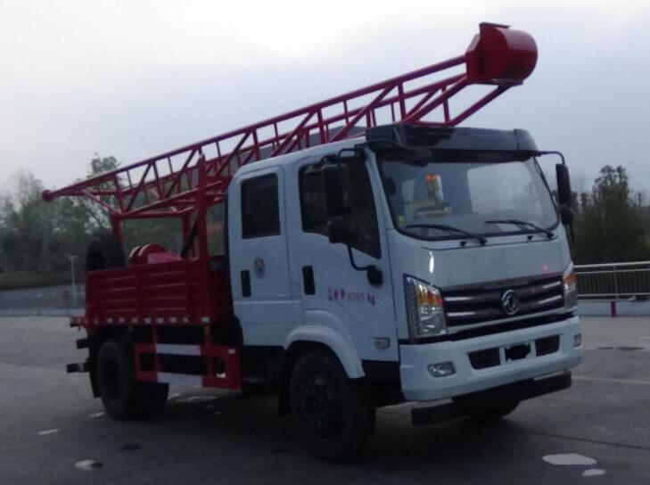 东风2轴钻机车