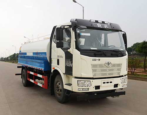 解放10.8方洒水车