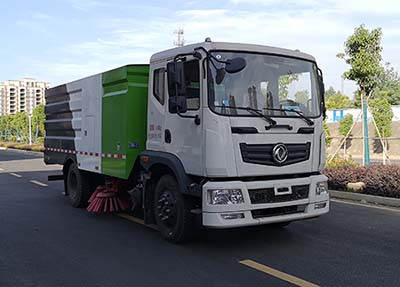 东风2轴扫路车
