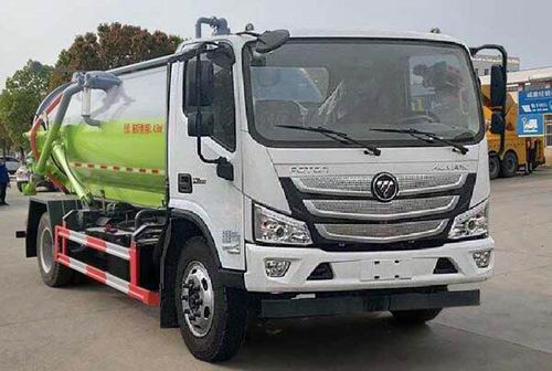 福田4.85方吸污车