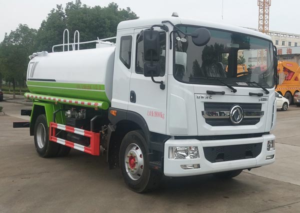 东风11.35方洒水车