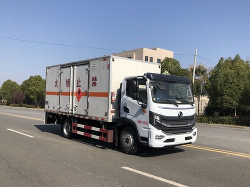 东风2轴易燃液体厢式运输车