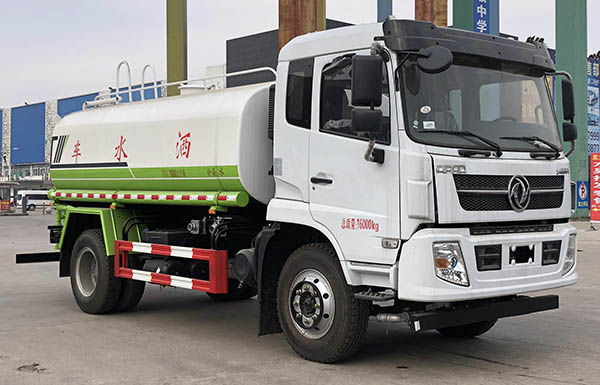 东风10.08方洒水车