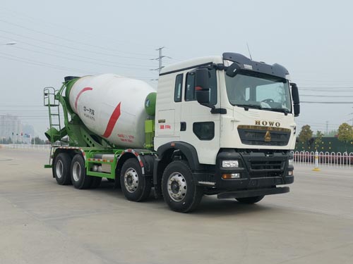重汽7.6方混凝土搅拌运输车
