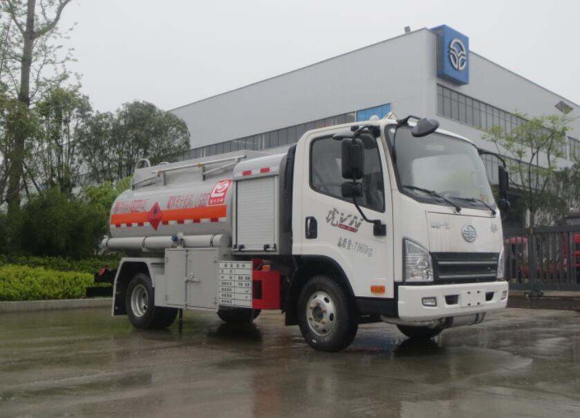 解放4.11方加油车