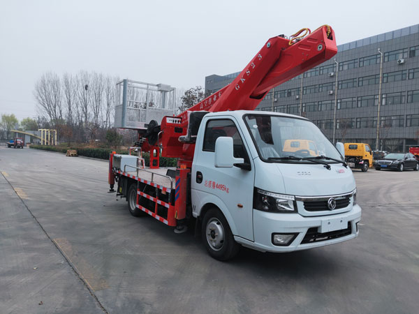 东风2轴高空作业车