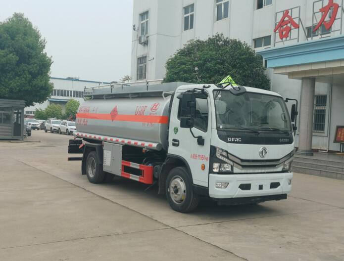 东风9.28方加油车
