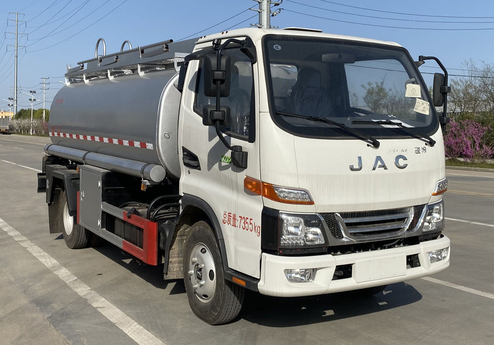 江淮5.7方供液车