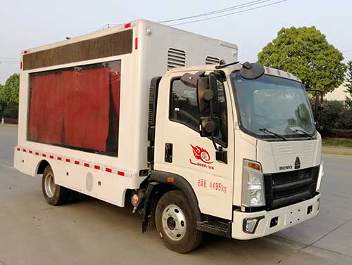 重汽2轴宣传车