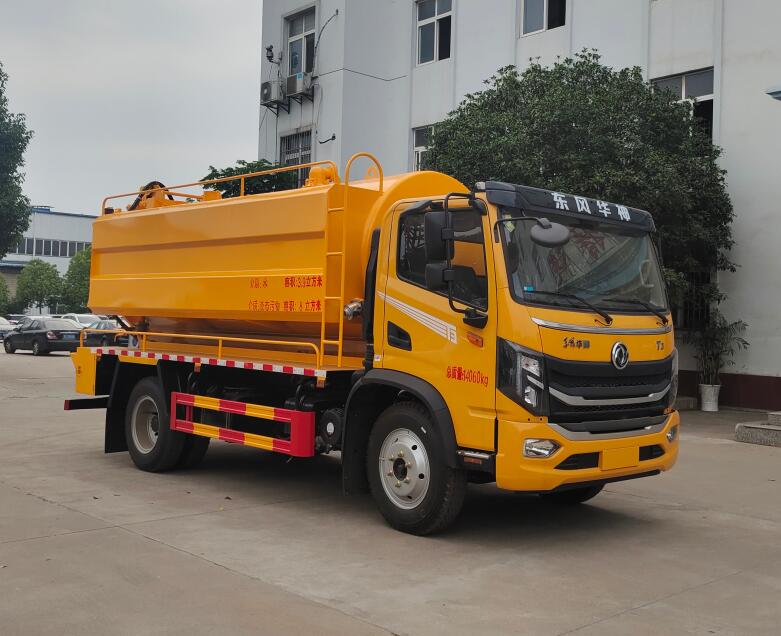 东风8方清洗吸污车