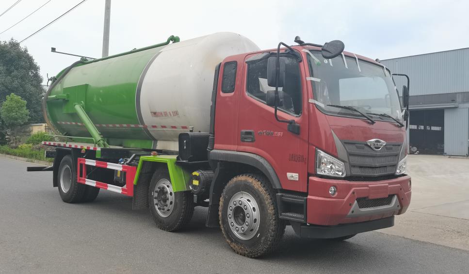 福田16方吸污车
