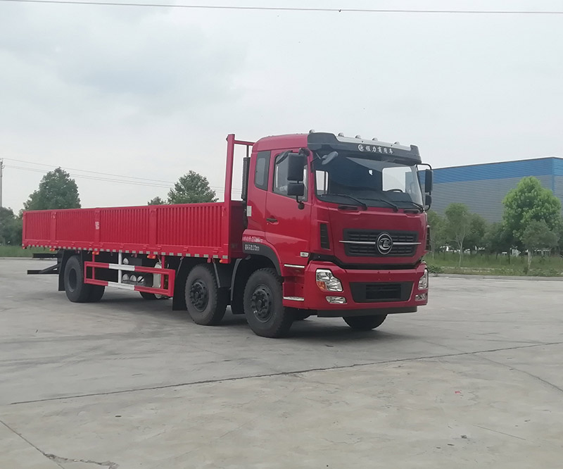 3轴载货汽车