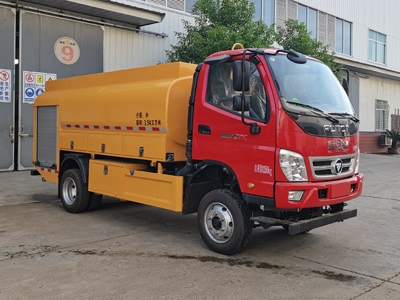 福田3.94方洒水车
