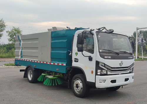 东风2轴扫路车
