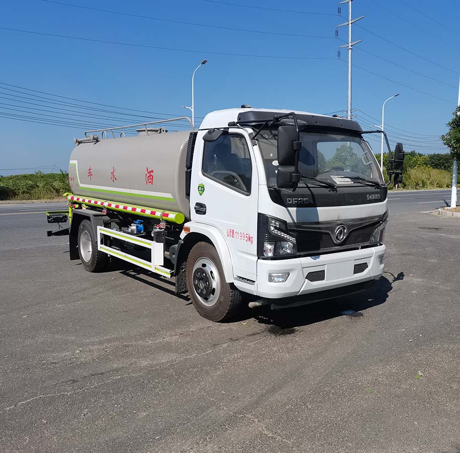 东风7.4方洒水车