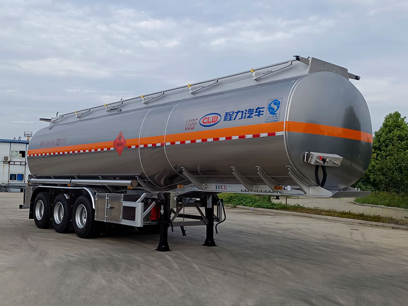 42.2方铝合金运油半挂车