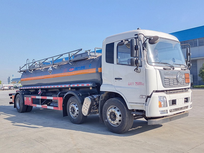 东风10.51方腐蚀性物品罐式运输车